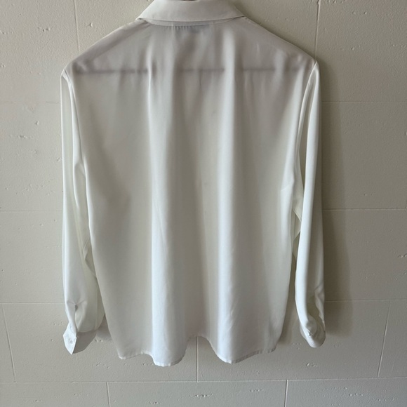 VINTAGE Western Blouse with Beaded Detail - Picture 7 of 10